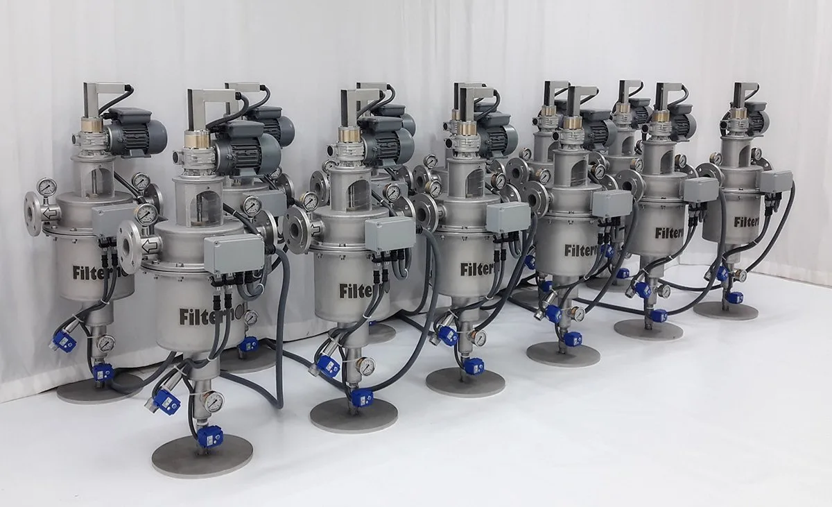 Water filtration for HPP bearing cooling
